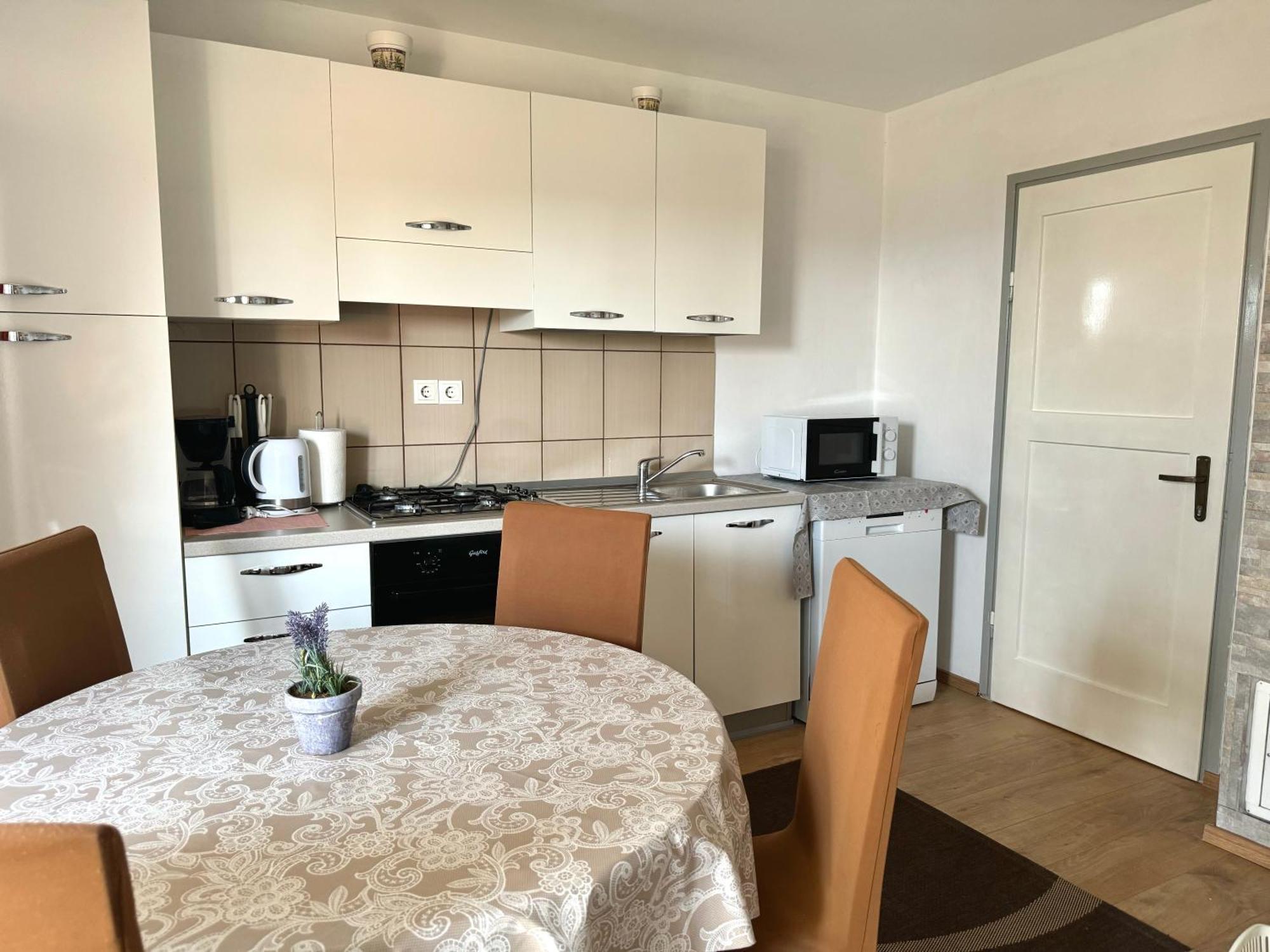 Apartment Nina Senj  Buitenkant foto